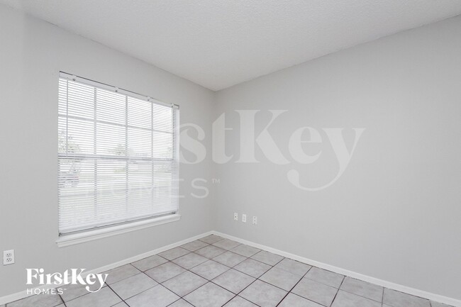 Building Photo - 841 Marquis Ct