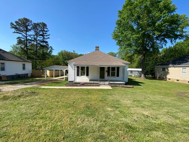 Building Photo - Exclusively Offered by Muse Realty, LLC