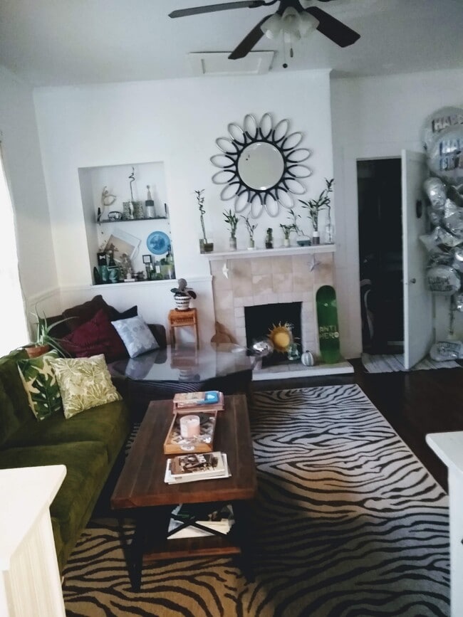 Liv. Rm. - 1179 North Highland Avenue Northeast
