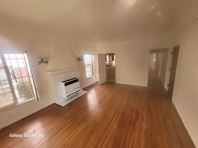 Building Photo - 4168 Garthwaite Ave
