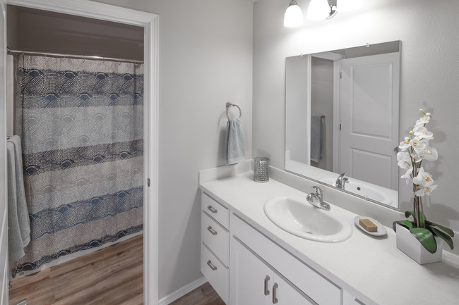 Building Photo - Portola Bridge Creek