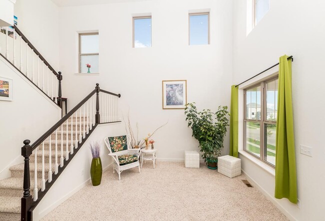 Foto del edificio - 118 W Whispering Pines Way