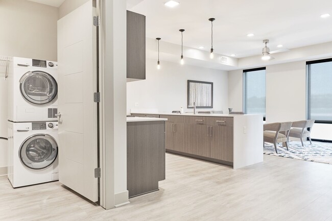 Foto del edificio - The Manistee | One Bedroom