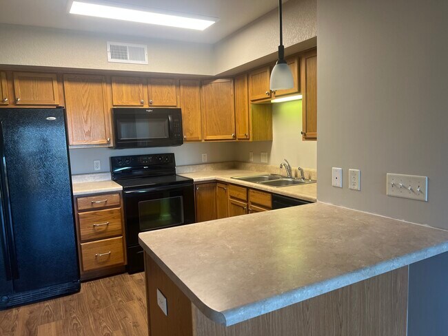 Foto del edificio - 4600 Grand Ave