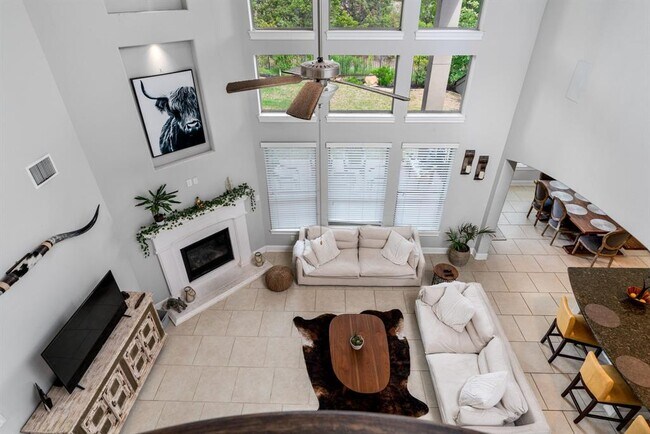 Building Photo - 4613 Gallego Cir