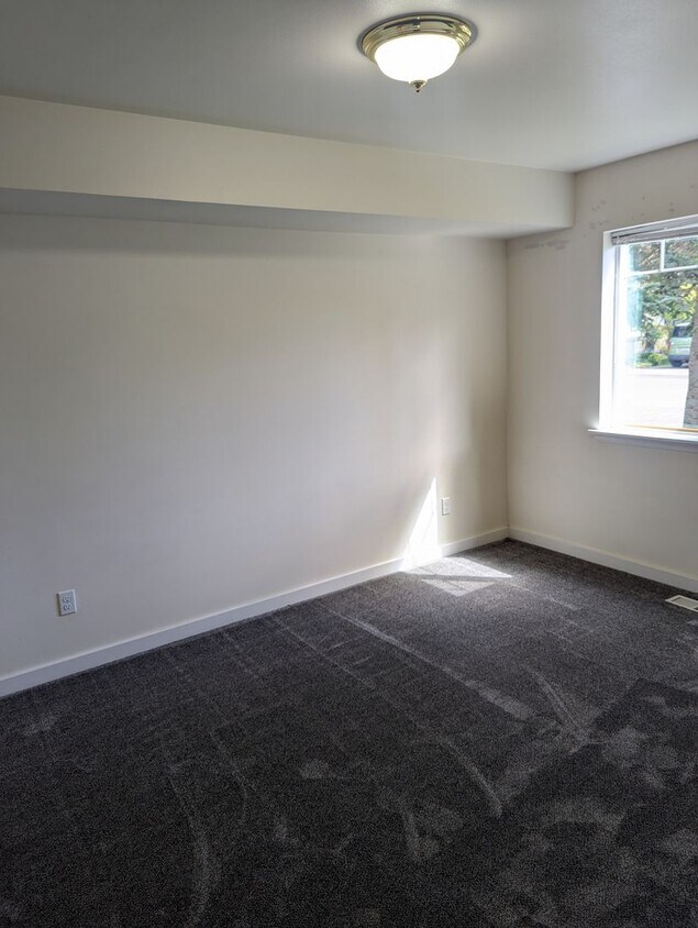 Foto principal - 816 Baird Ave.