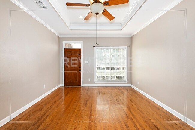 Foto del edificio - 3 Bed 2.5 Bath Townhome in West Mobile