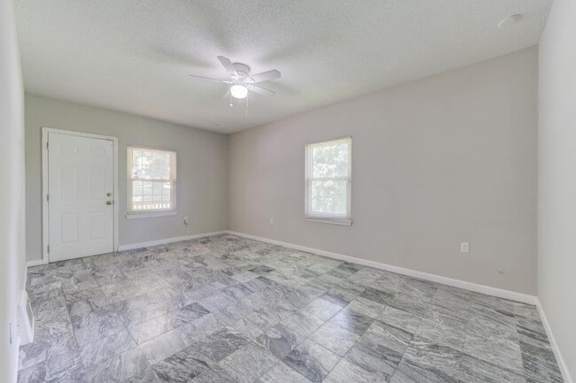 Building Photo - 9716 Jacobi Ave