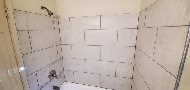 Building Photo - 12316 Rambling Ln
