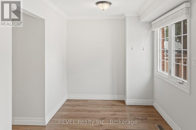 Building Photo - 10 Bassett Blvd