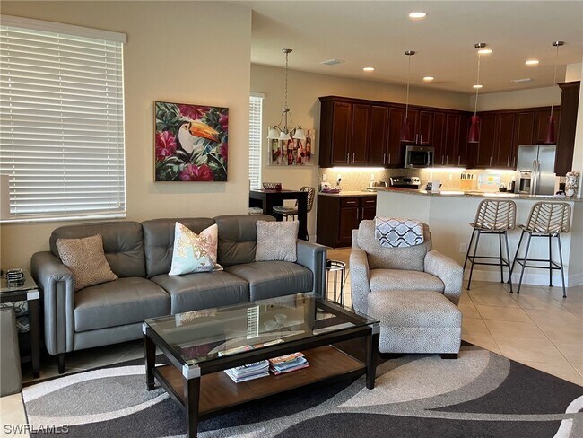Building Photo - 10095 Mimosa Silk Dr