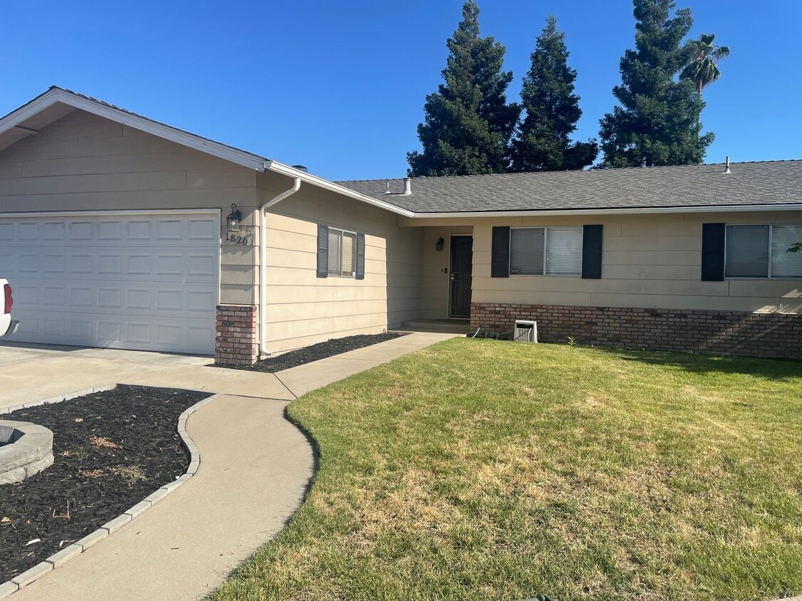 1820 Lial Ct, Turlock, CA 95380 House Rental in Turlock, CA
