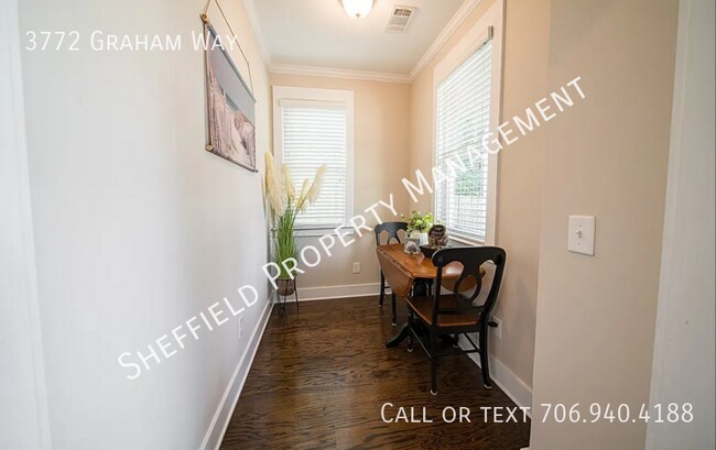 Foto del edificio - 3772 GRAHAM Wy