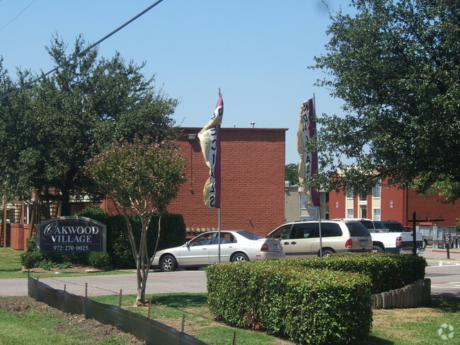 Building Photo - Spanish Lagos Apartments