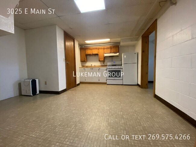 Foto del edificio - 3025 E Main St