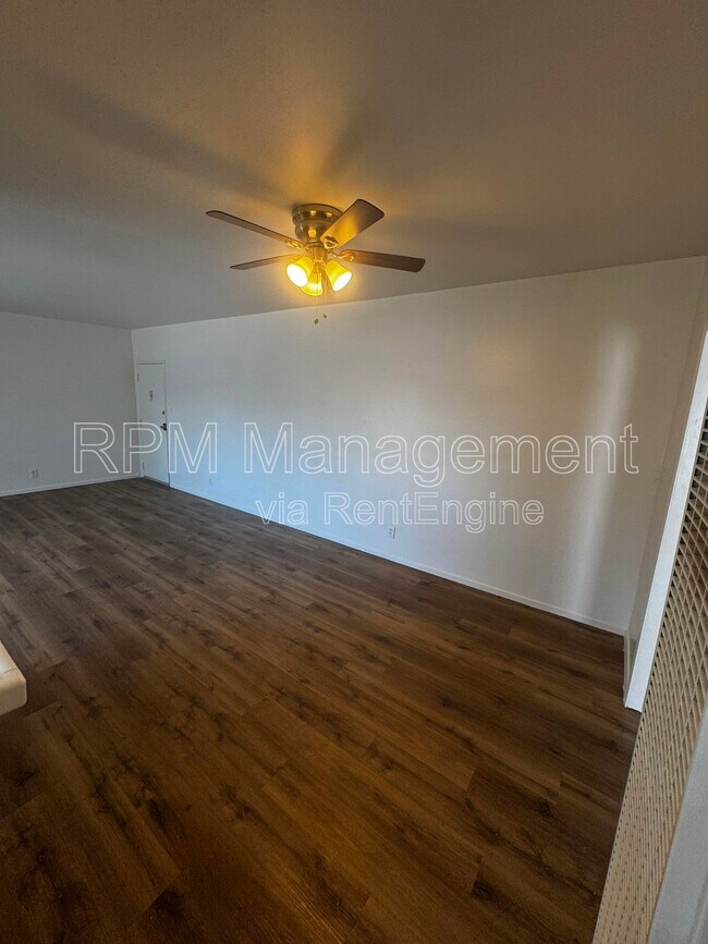 Building Photo - 11939 Albers St