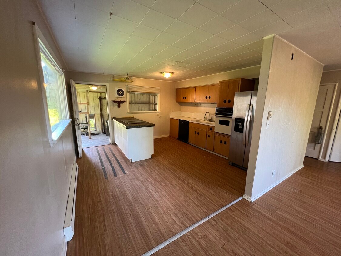 4105 Kennedy Dr, Bremerton, WA 98312 - Townhouse for Rent in Bremerton