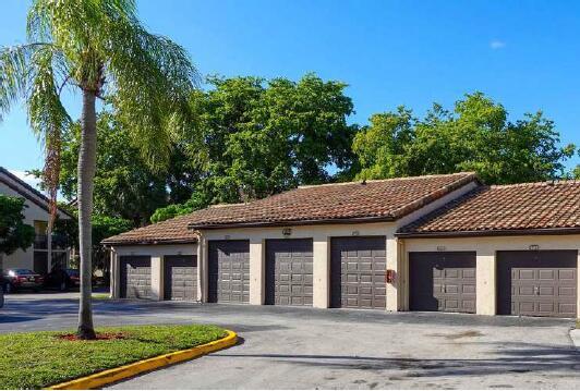 Foto del edificio - 4521 W McNab Rd
