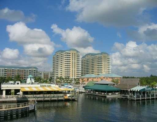 Foto principal - 700 E Boynton Beach Blvd