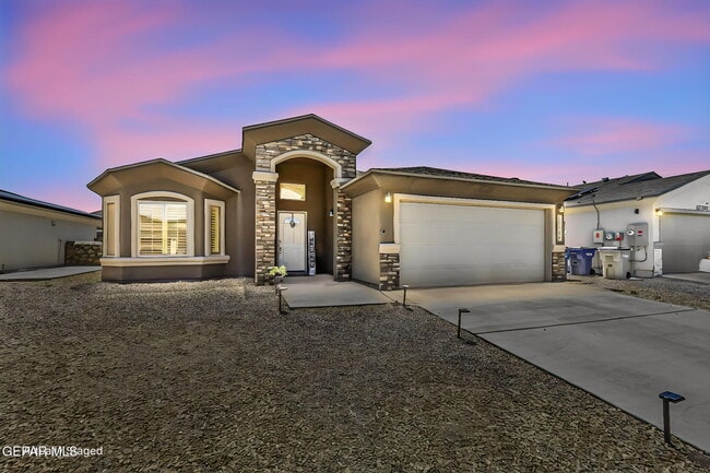 Building Photo - 14844 Tierra Tencha Ct