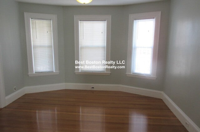 Building Photo - 106 Highland Rd