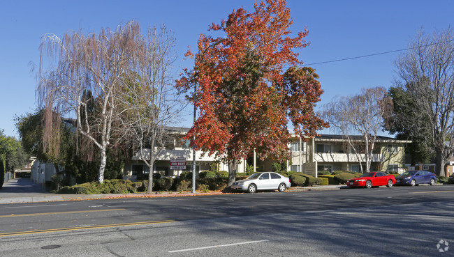 Building Photo - Hamilton House Apartments