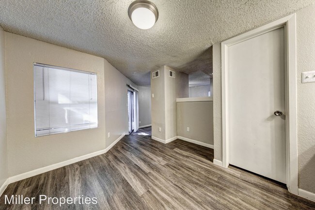 Foto del edificio - 2406 Bluebonnet Ln