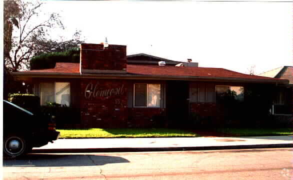 Foto del edificio - Glenwood Apartments