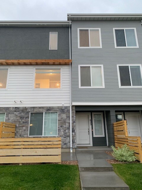 Foto principal - 625 W 1430 S St