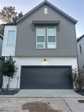 Building Photo - 4605 Lavatera St