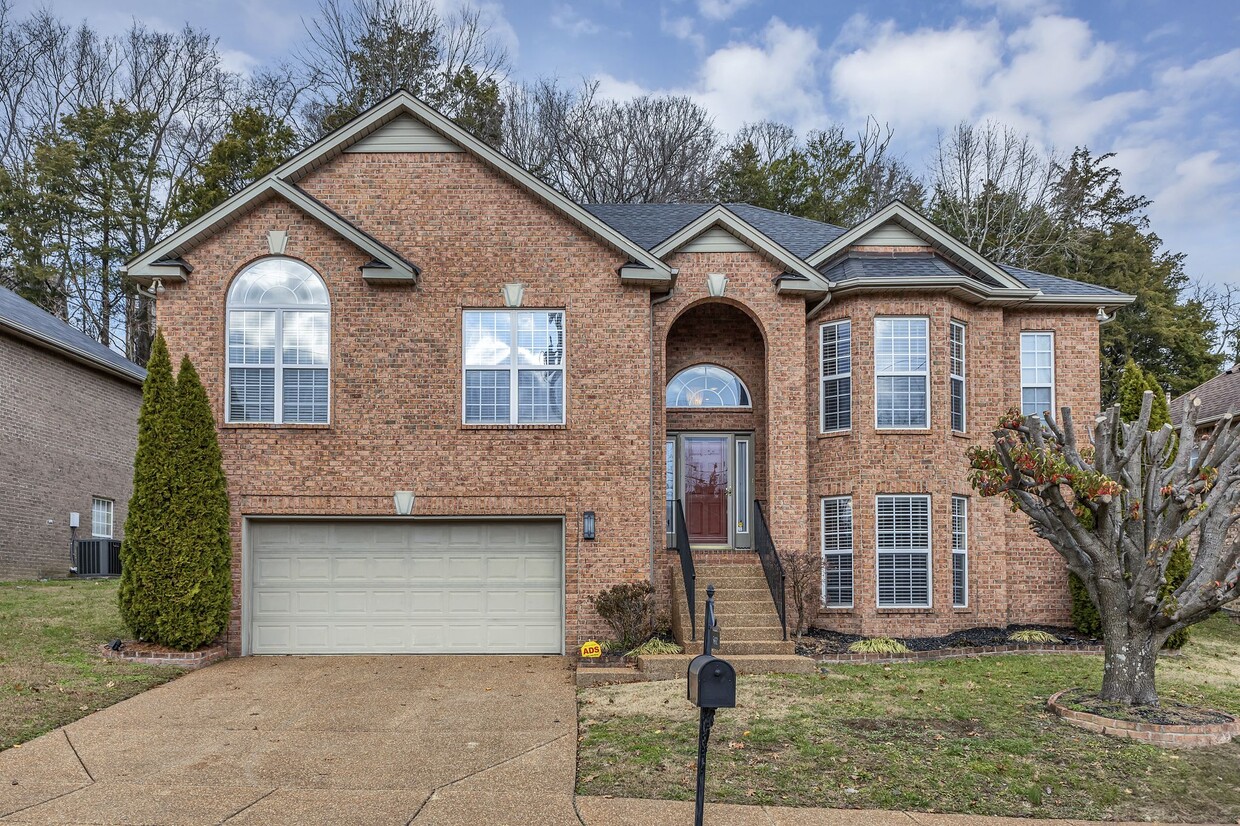 Foto principal - 5432 Oak Chase Dr