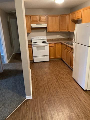 Foto principal - 215 Railroad Hwy St