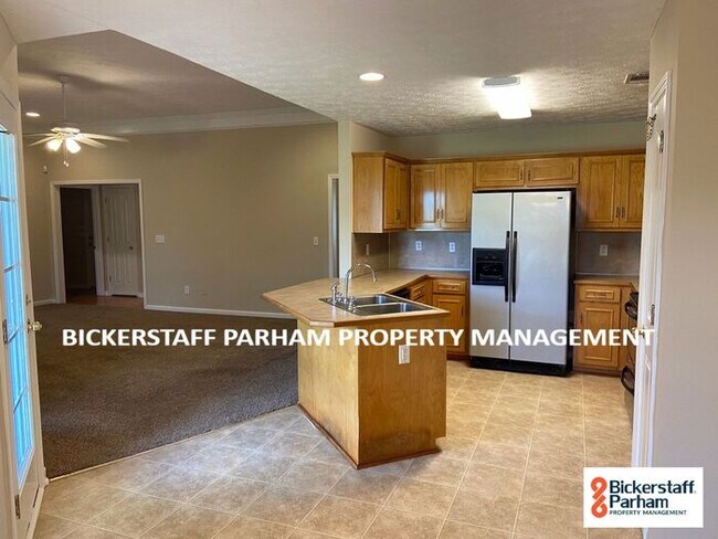Building Photo - Beautiful Home In Maple Trace Subdivision!