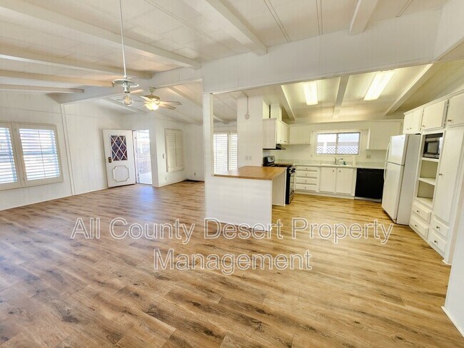 Foto del edificio - 42571 Granite Pl