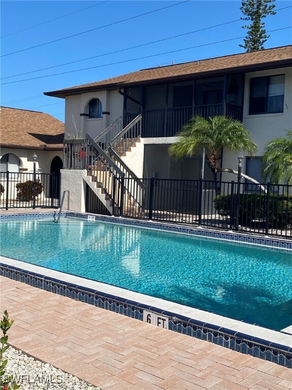 Primary Photo - 151 Cape Coral Pkwy W