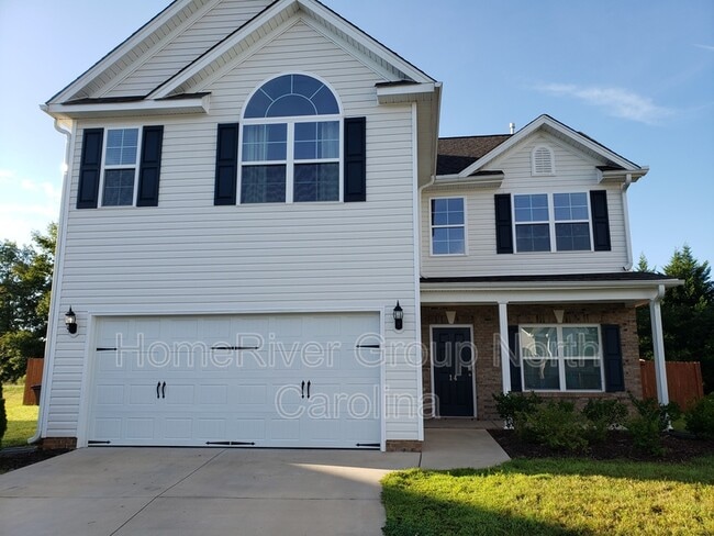 Building Photo - 14 Cloverfield Ct