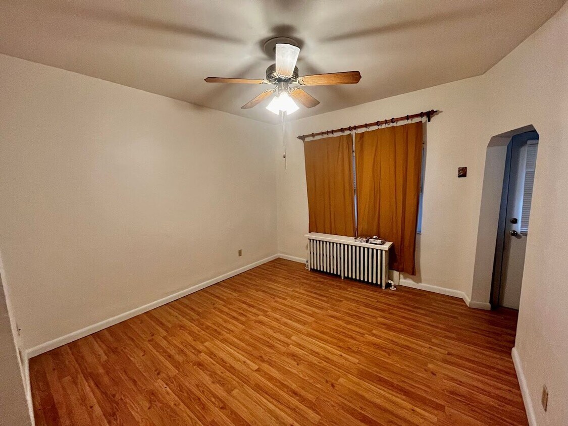 Newly Renovated 2BD w/ Office in Troy Hill... House Rental in Pittsburgh, PA