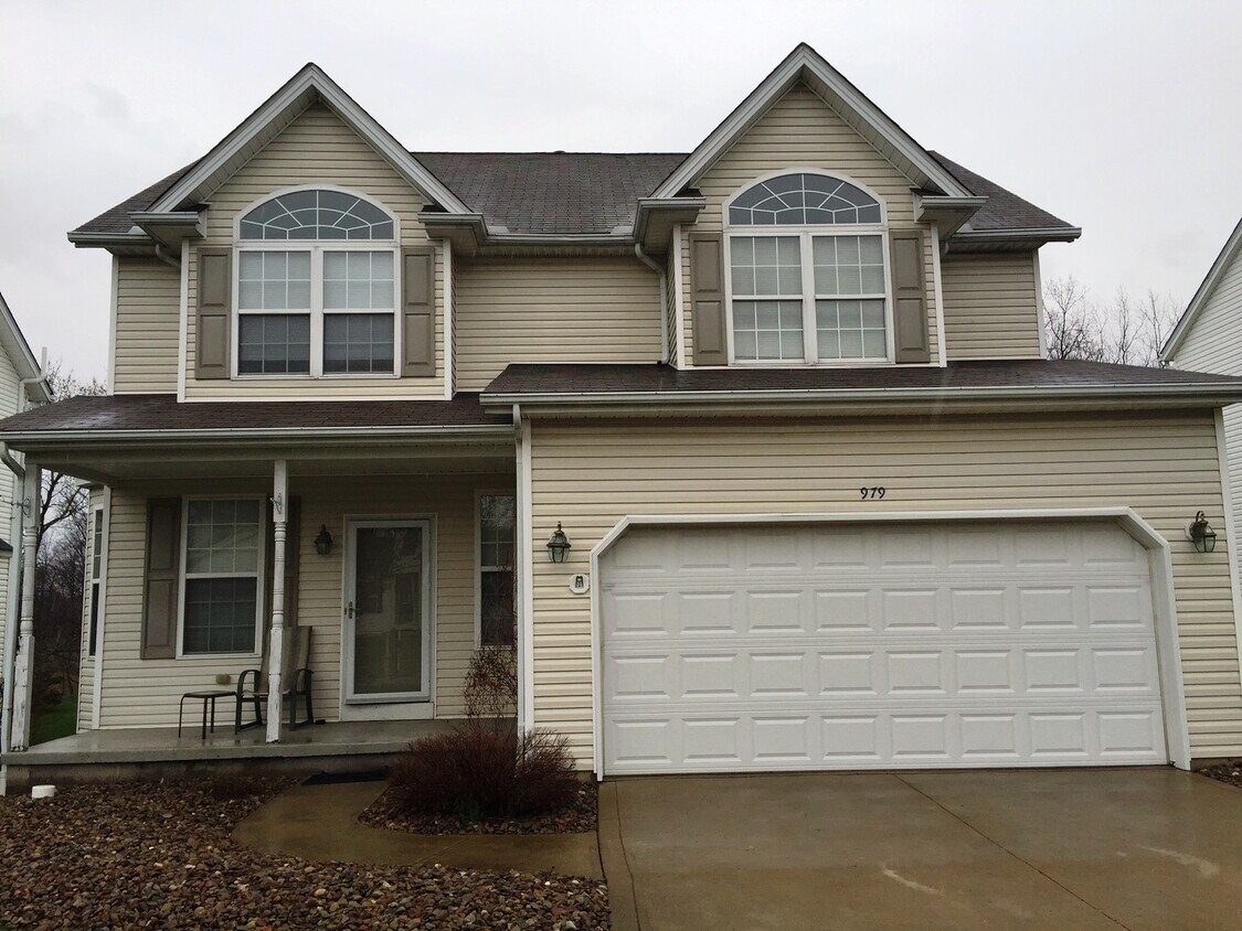979 Chadwick Ln, Medina, OH 44256 House for Rent in Medina, OH