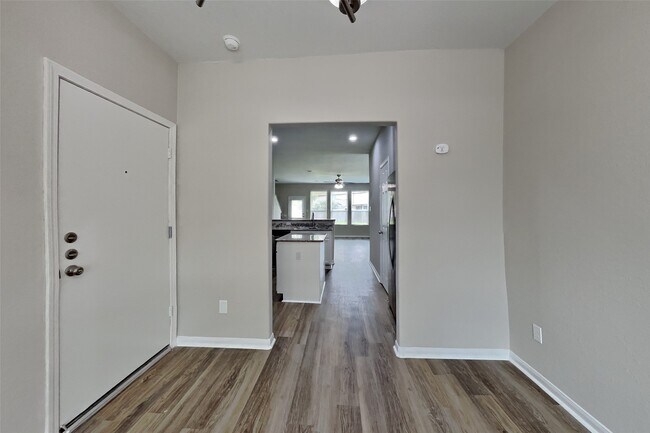 Foto del edificio - 15214 Taos Creek Ct
