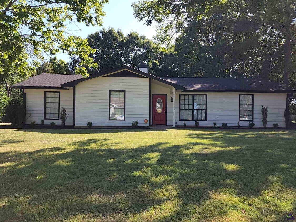 Primary Photo - 111 Brookhaven Dr