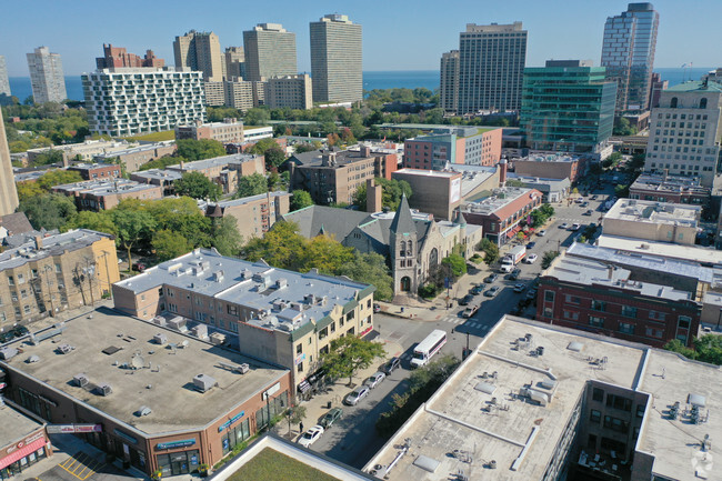 Aerial Photo - 5228-5238 S Blackstone Ave