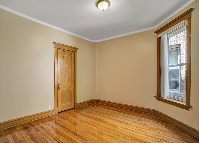 Building Photo - 2424 N Lawndale Ave