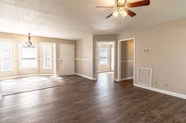 Foto del edificio - Available now