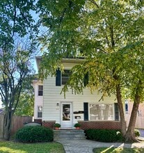 Building Photo - 845 Oakwood Ave