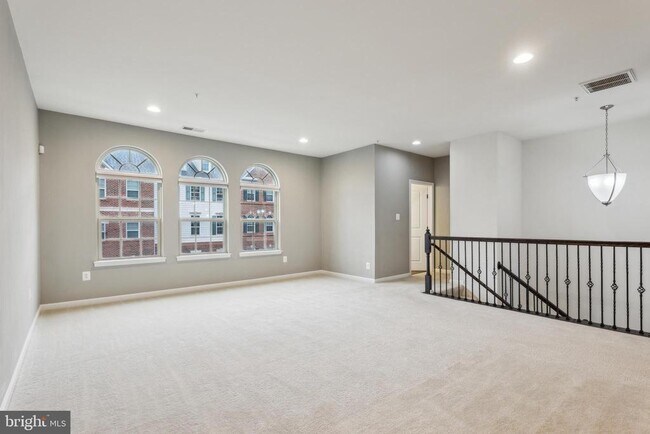 Foto del edificio - 6425 Alan Linton Blvd E