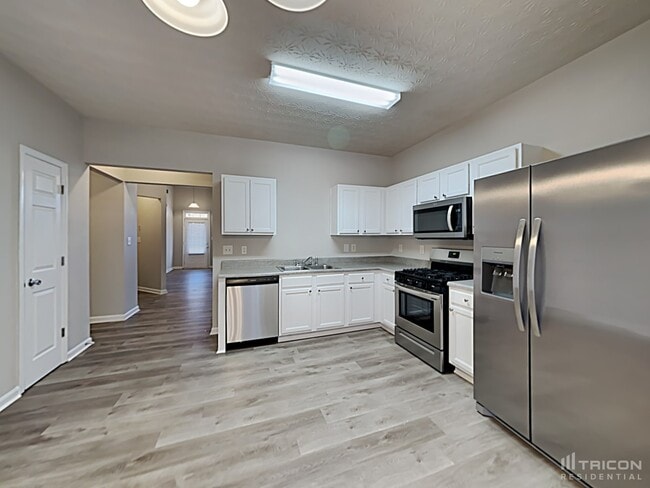Building Photo - 441 Pondweed Dr