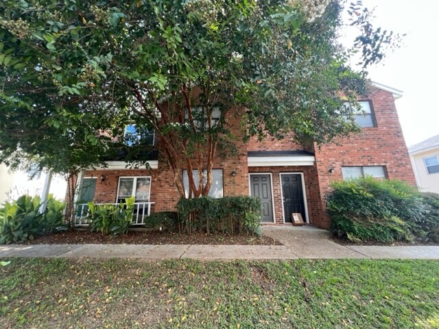 Townhome- Middle Unit - 1411 Dove Run Dr