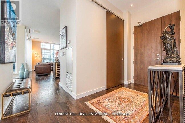 Building Photo - 4301-15-PH15 Fort York Blvd