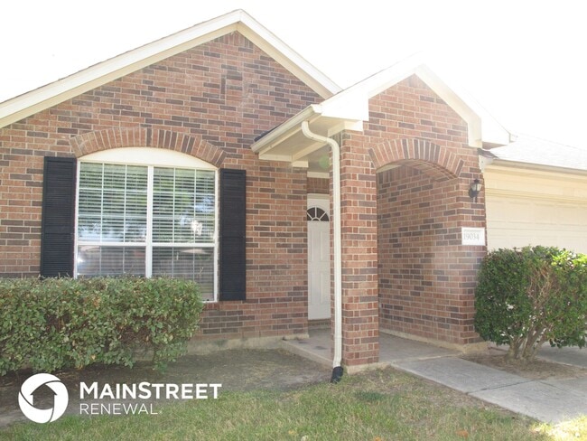 Building Photo - 19034 Piney Way Dr