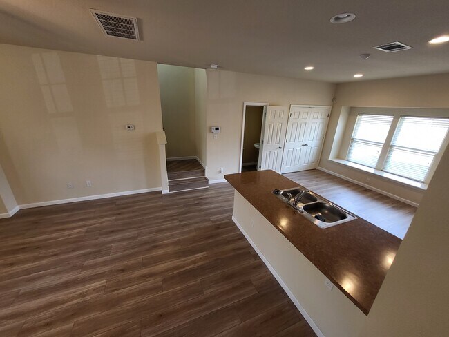 Building Photo - 4618 Senda Ln